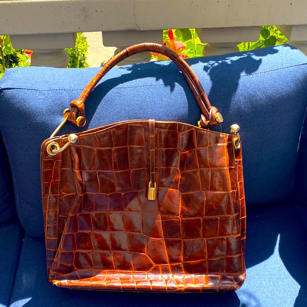 shoulder bag, genuine leather, gold metal decorations